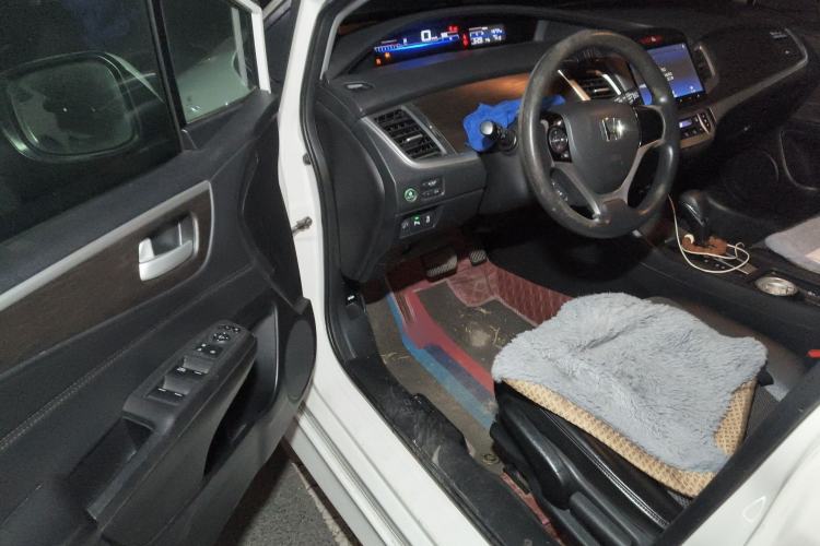 Used Honda Jade 2016 1.8L Automatic Comfort Elite Version 5 Seats
