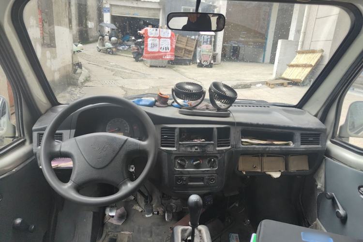 Used Wuling Zhiguang 2013 1.0L Practical Version
