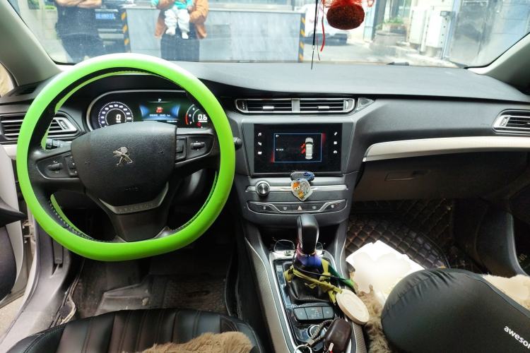 Used Peugeot 408 2020 360THP 10th Anniversary Edition Center Console