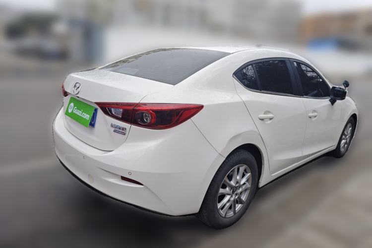 Used Mazda Mazda 3 Axela 2017 Sedan 1.5L Automatic Luxury Model China VI Standard