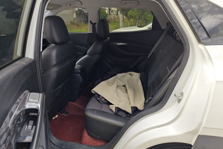 Used Baojun RS-3 2020 1.5L CVT Elite Version with 24-Hour Online Service Left Rear Seat