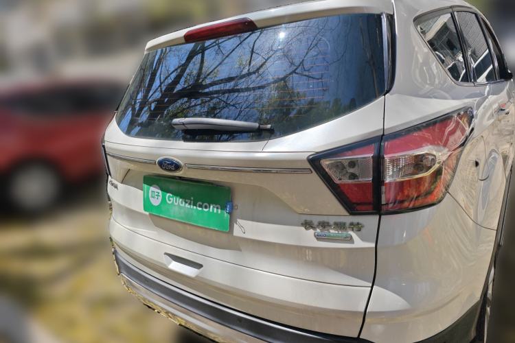 Used Ford Kuga 2018 EcoBoost 180 Two-Wheel-Drive Luxury Wing Edition
