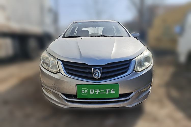 Used Baojun 630 2011 1.5L manual Comfort trim level