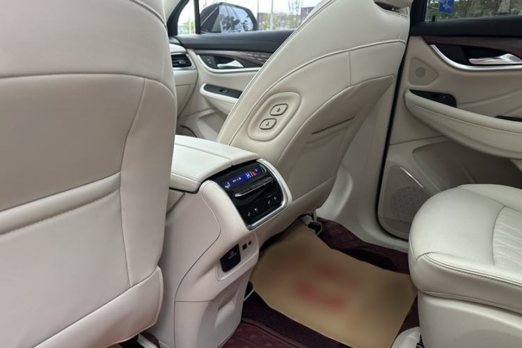 Used Buick Enclave 2020 28T All-Wheel Drive Avenir Interior 5