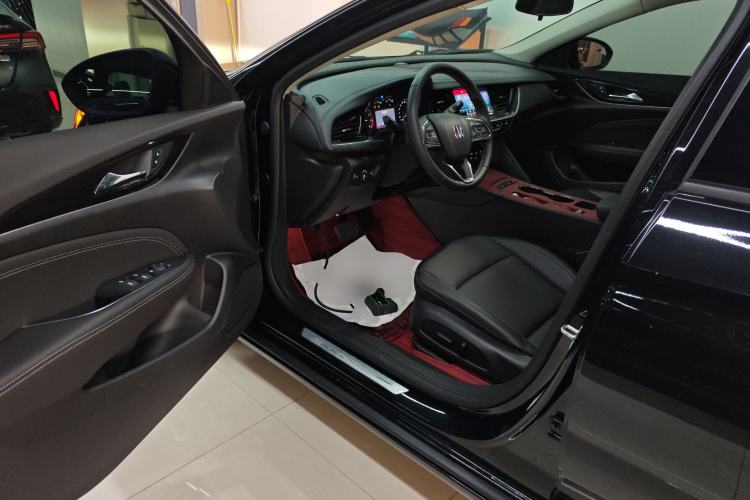 Used Buick Regal 2024 25T Deluxe Edition
