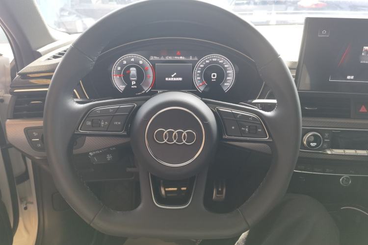 Used Audi A4L 2023 40 TFSI quattro Luxury Dynamic Edition Steering Wheel