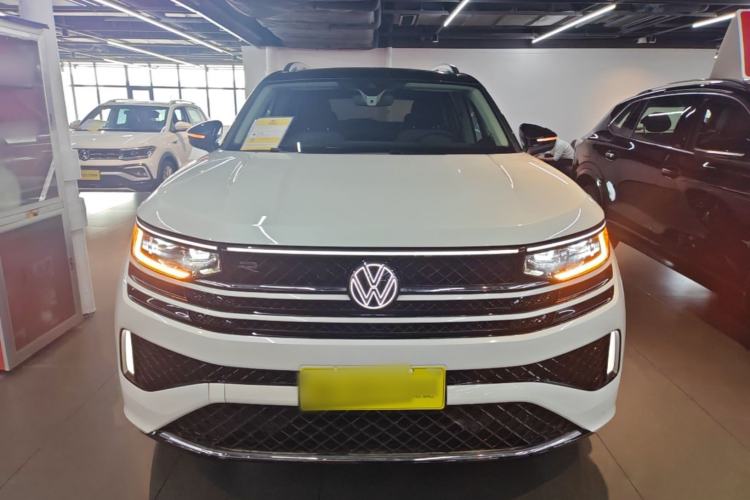 Used Volkswagen Tavendor 2023 380TSI Four-Wheel Drive R-Line Cruise Edition Front