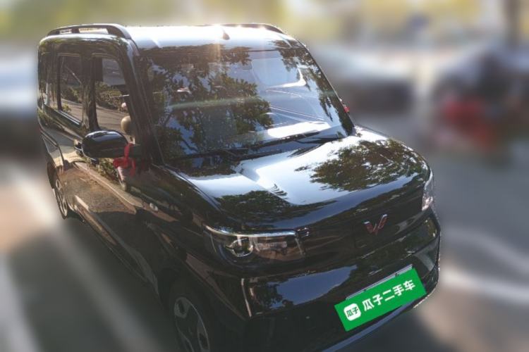 Used Wuling Zhiguang New Energy 2025 Model 305km Ambitious Edition Front Right 45 Deg