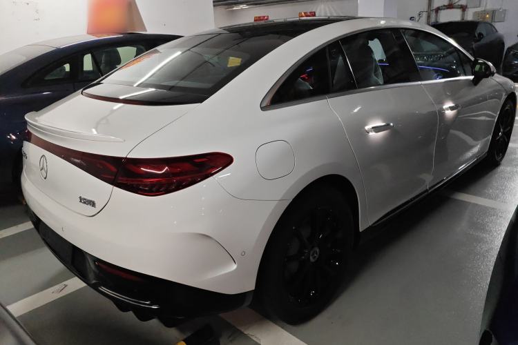 Used Mercedes-Benz EQE 2022 350 Pioneer Edition Rear Right 45 Deg