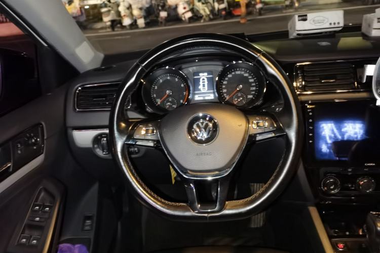 Used Volkswagen Sagitar 2017 180TSI Automatic Leading Model
