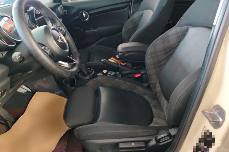 Used MINI 2016 1.5T COOPER Five-Door Edition Left Front Seat