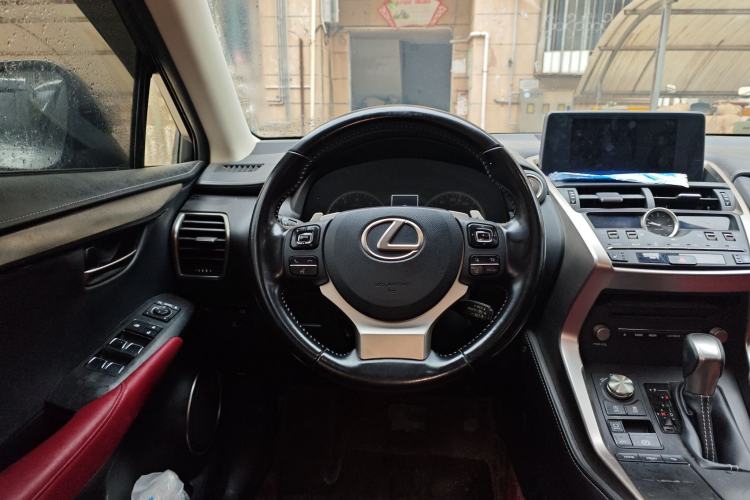 Used Lexus NX 2020 200 All-Wheel Drive Fēngshàng Version China VI Standard Steering Wheel