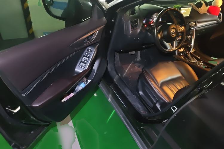 Used Mazda CX-4 2016 2.0L Automatic 2WD Blue Sky Luxury Edition Driver Seat