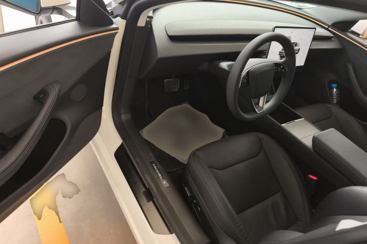 Used Tesla Model 3 2023 Long-Range All-Wheel-Drive Version Driver Seat