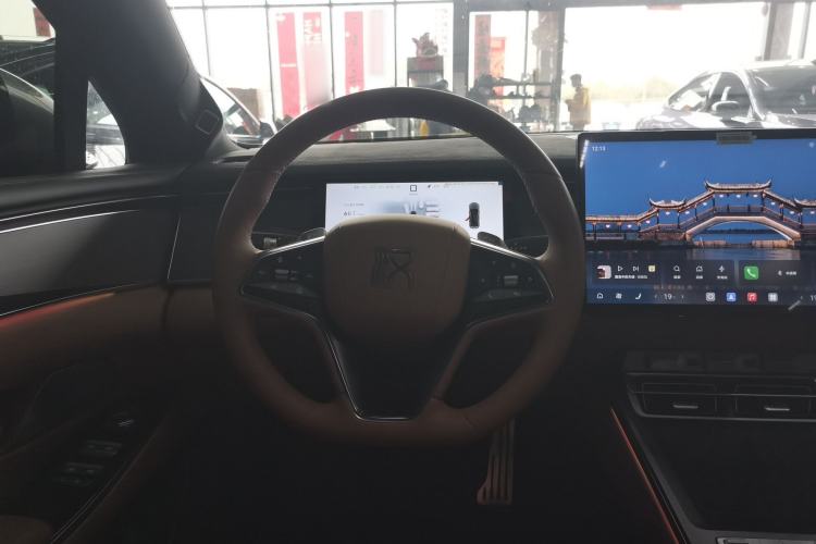 Used BYD Han L 2025 DM-p Four-Wheel-Drive LiDAR Flagship Model
