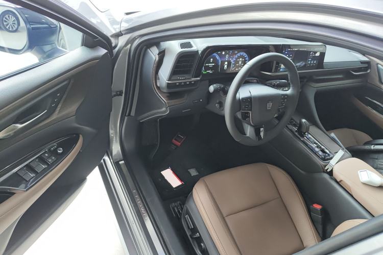 Used Toyota Crown 2024 2.5L Ultimate Edition Driver Seat