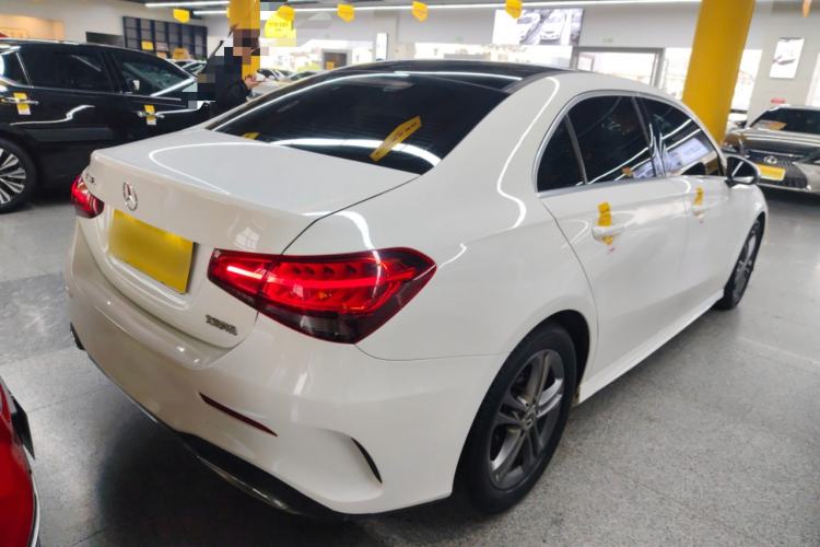 Used Mercedes-Benz A-Class 2020 Facelift A 180 L Sport Sedan Special Configuration
