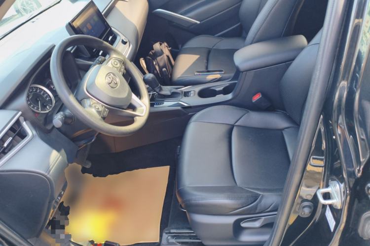 Used Toyota FRONTLANDER 2022 2.0L CVT Leading Edition
