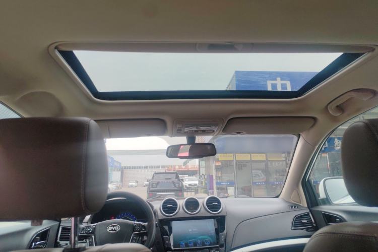 Used BYD S7 2015 2.0T Upgraded Automatic Luxury Version