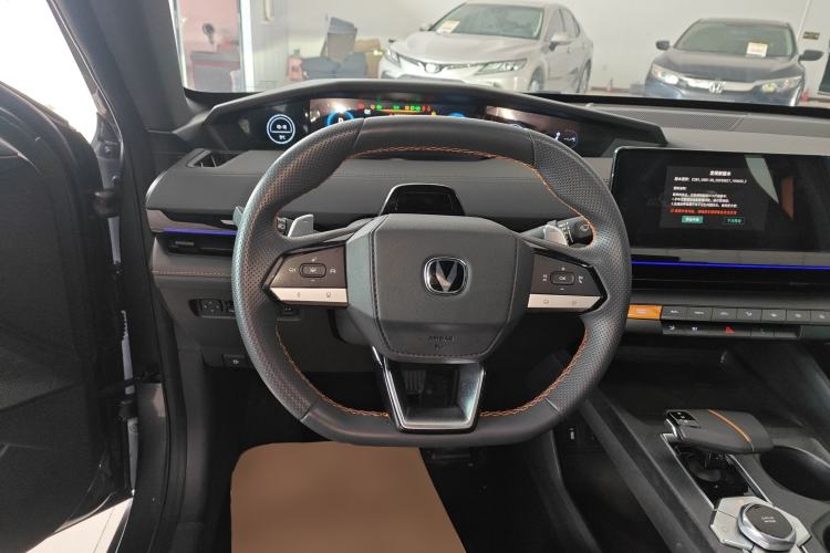 Used Changan UNI-V 2023 1.5T Prestige Model
