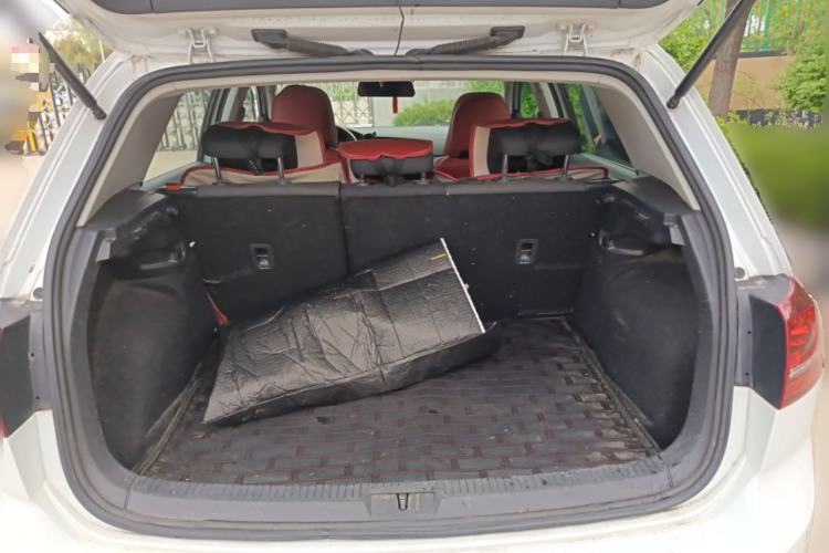 Used Volkswagen Golf 2017 1.6L Automatic Comfort Million-Vehicle Anniversary Edition Trunk