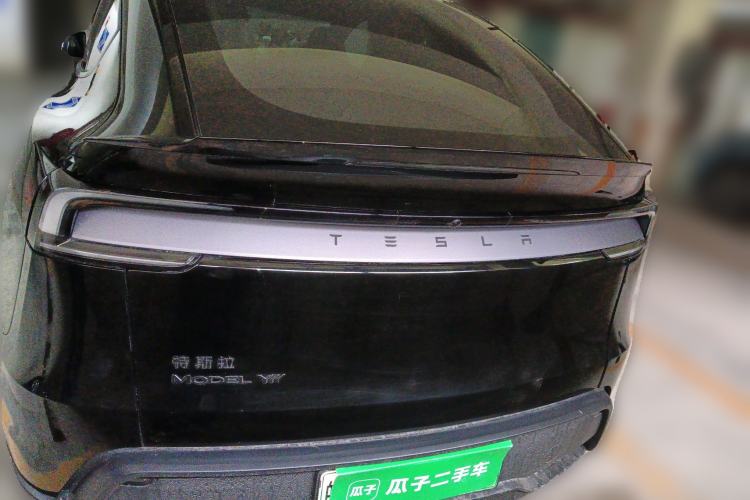 Used Tesla Model Y L 2025 Model Long-Range All-Wheel-Drive Version Rear