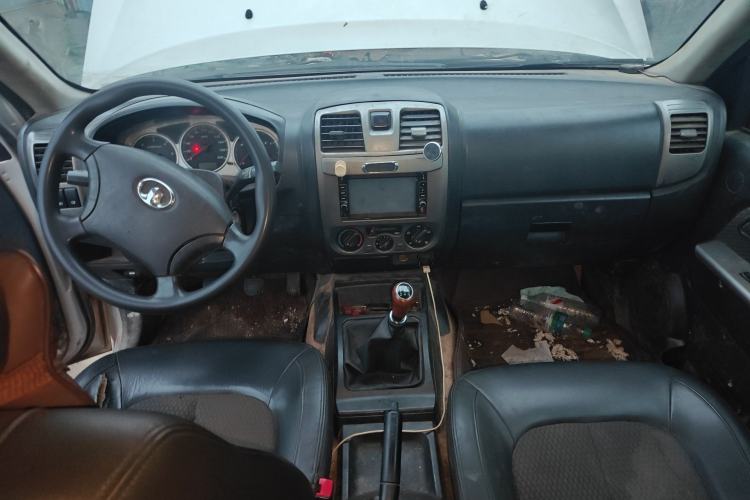 Used Great Wall Wingle 5 2016 2.8T Two-Wheel-Drive Entry-Level GW2.8TC Big Double-Cab GW2.8TC