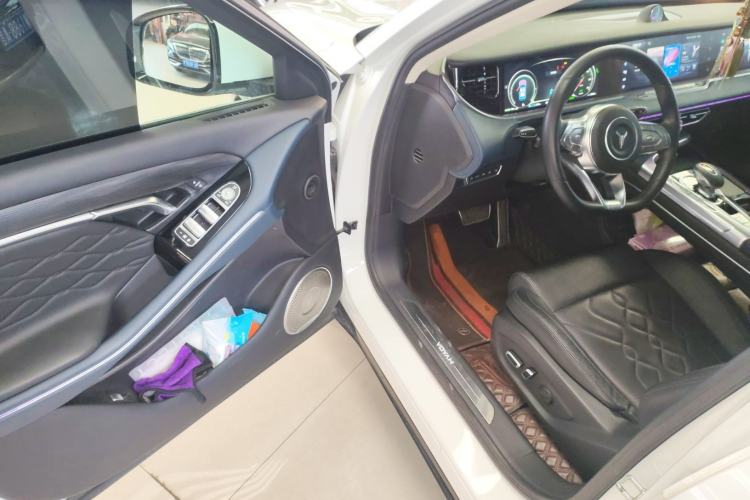 Used VOYAH FREE 2021 Four-Wheel Drive Standard Range-Extended Exclusive Luxury Package Driver Seat