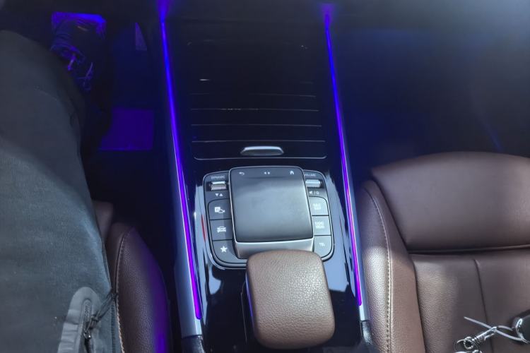 Used Mercedes-Benz GLB 2021 GLB 200 Dynamic Edition Gear Lever