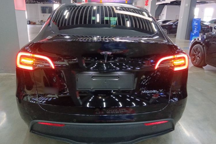 Used Tesla Model Y 2023 Rear-Wheel-Drive Version