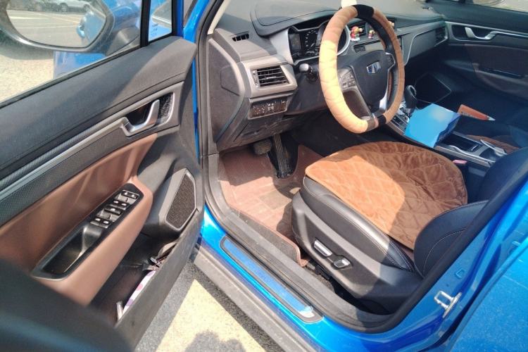 Used Geely Auto Emgrand GS 2016 Elegant Edition 1.3T Automatic ZhenShang Model Interior 3