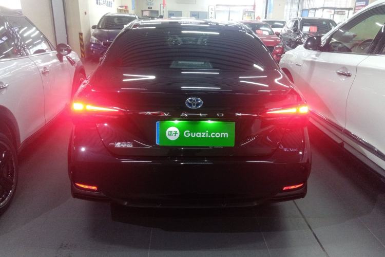 Used Toyota Avalon 2019 Dual-Engine 2.5L Luxury Edition China VI Standard Rear