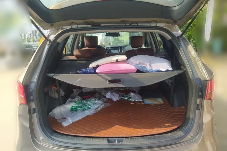 Used Hyundai Santa Fe 2013 Revised Version 2.4L Automatic All-Wheel Drive Luxury Trim Trunk