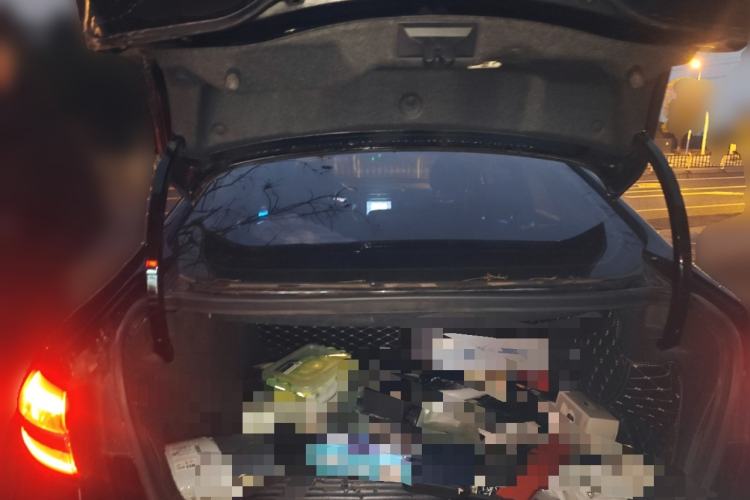 Used Ford Mondeo 2018 EcoBoost 200 Luxury Model Trunk