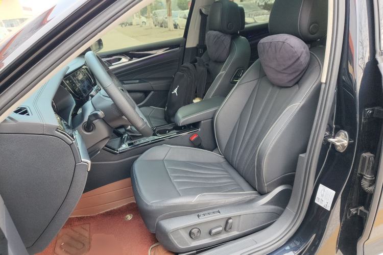 Used Volkswagen Passat 2024 380TSI Dragon Edition Left Front Seat