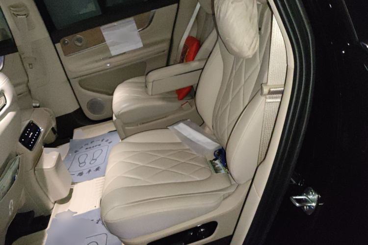 Used Hima AITO M9 2024 Range-Extended Ultra Version 42 kWh 6-Seater Model
