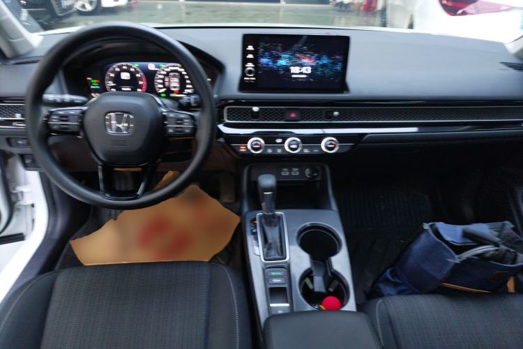 Used Honda Civic 2023 240TURBO CVT Dynamic · Center Stage Special Edition