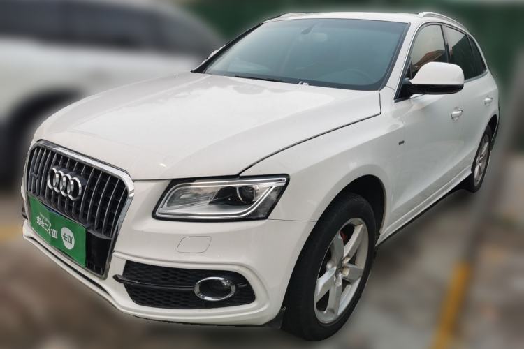 Used Audi Q5 2018 Collector's Edition 40 TFSI Ambition Model