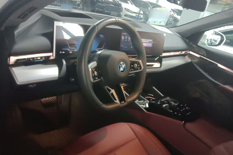 Used BMW i5 2025 eDrive 40L M Sport Package
