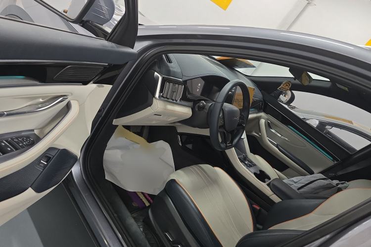 Used BYD Song PLUS New Energy 2024 HONOR Edition DM-i 110km Flagship Model
