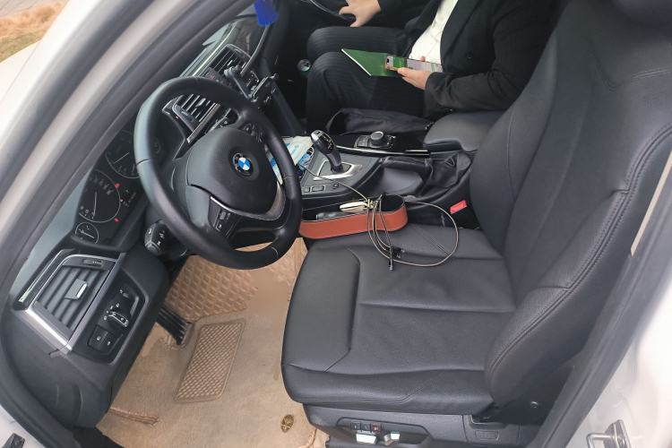 Used BMW 3 Series 2016 316i Fashion Model
