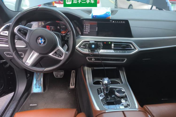 Used BMW X7 2020 xDrive40i Luxury M Sport Package
