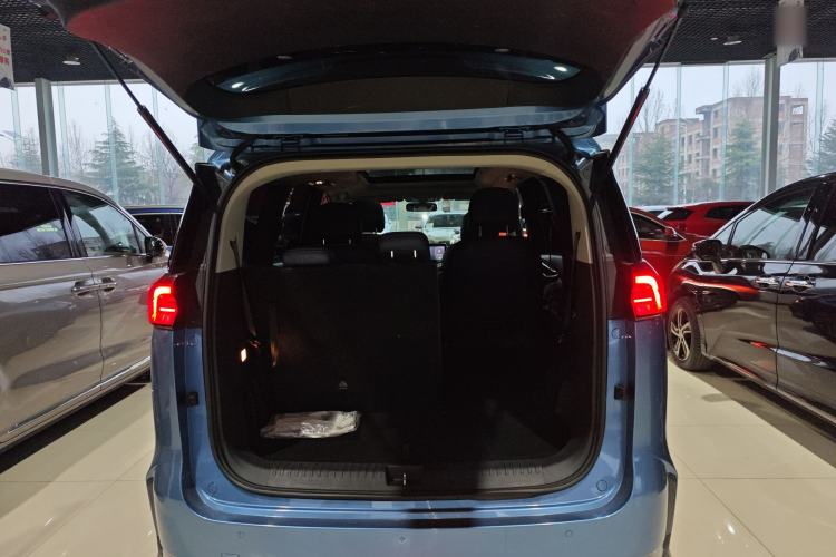 Used SAIC MAXUS G50 2019 1.5T Automatic Luxury Edition China VI Standard Trunk