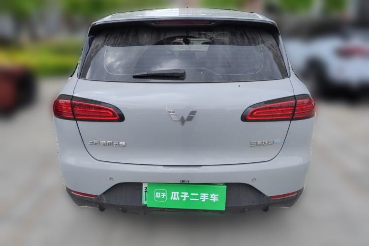 Used Wuling Bingo PLUS 2024 330 km Range Five-Seater Version

