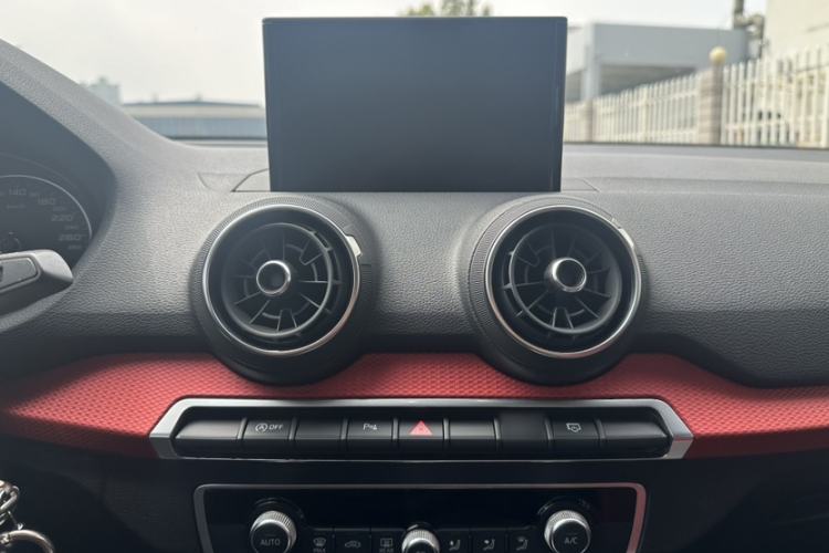 Used Audi Q2L 2018 35 TFSI Fashion Dynamic Version China VI Emission Standard
