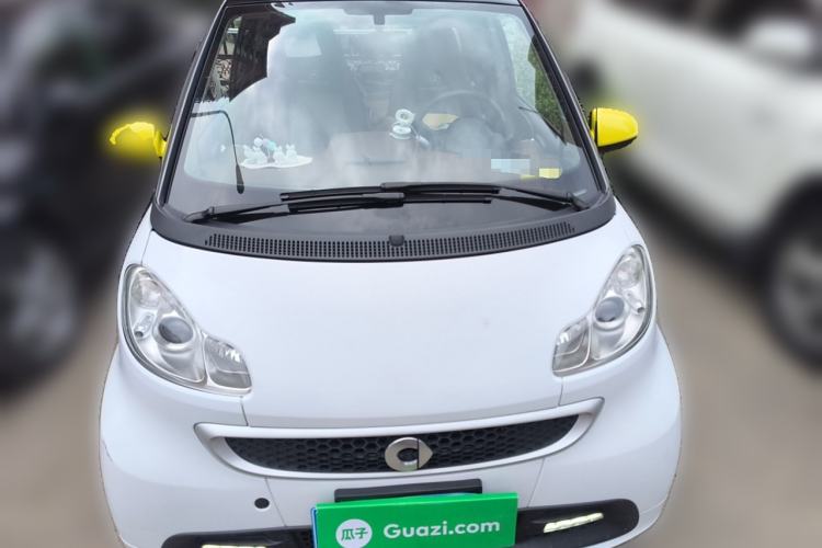 Used smart fortwo 2013 1.0 MHD New Year Special Edition
