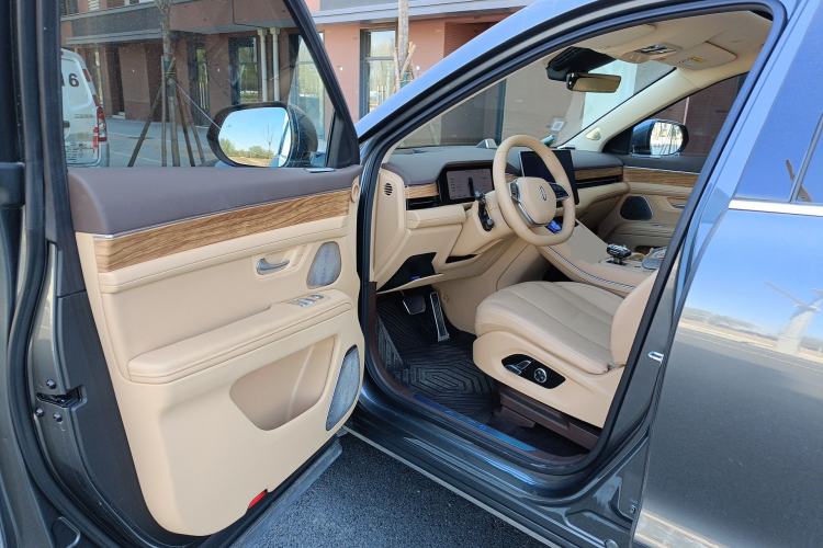 Used Hima AITO M7 2024 1.5T Intelligent Driving 4WD Max Edition 5 Seats Driver Seat