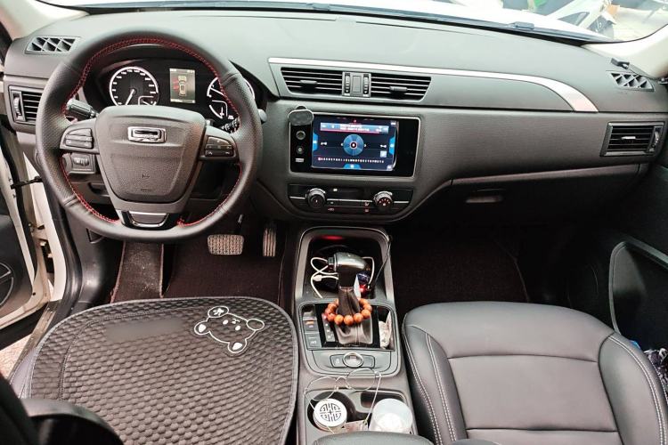 Used Qoros 5 2017 1.6T Automatic Leading Model
