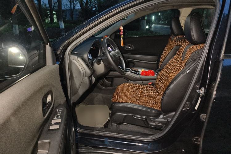 Used Honda Vezel 2017 1.8L CVT Front-Wheel Drive Pioneer Edition
