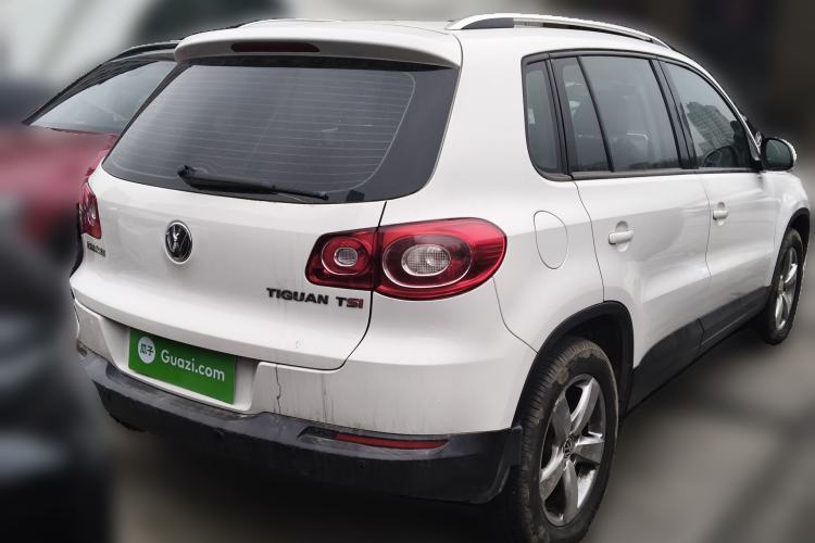 Used Volkswagen Tiguan 2012 1.8TSI Manual Two-Wheel Drive Enjoyment Edition Rear Right 45 Deg